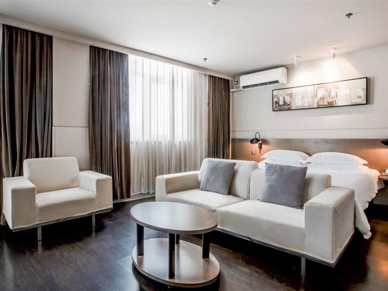 Jinjiang Inn Select Qingdao Henan Road Railway Station Εξωτερικό φωτογραφία