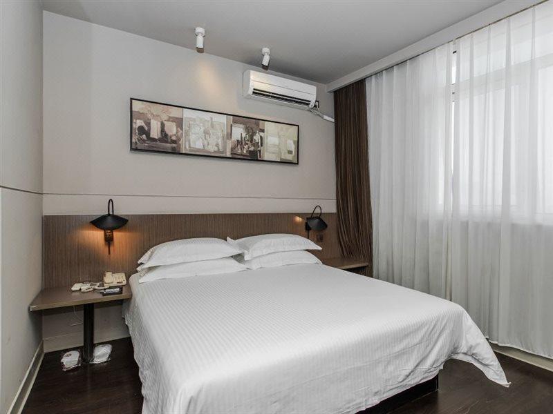Jinjiang Inn Select Qingdao Henan Road Railway Station Εξωτερικό φωτογραφία